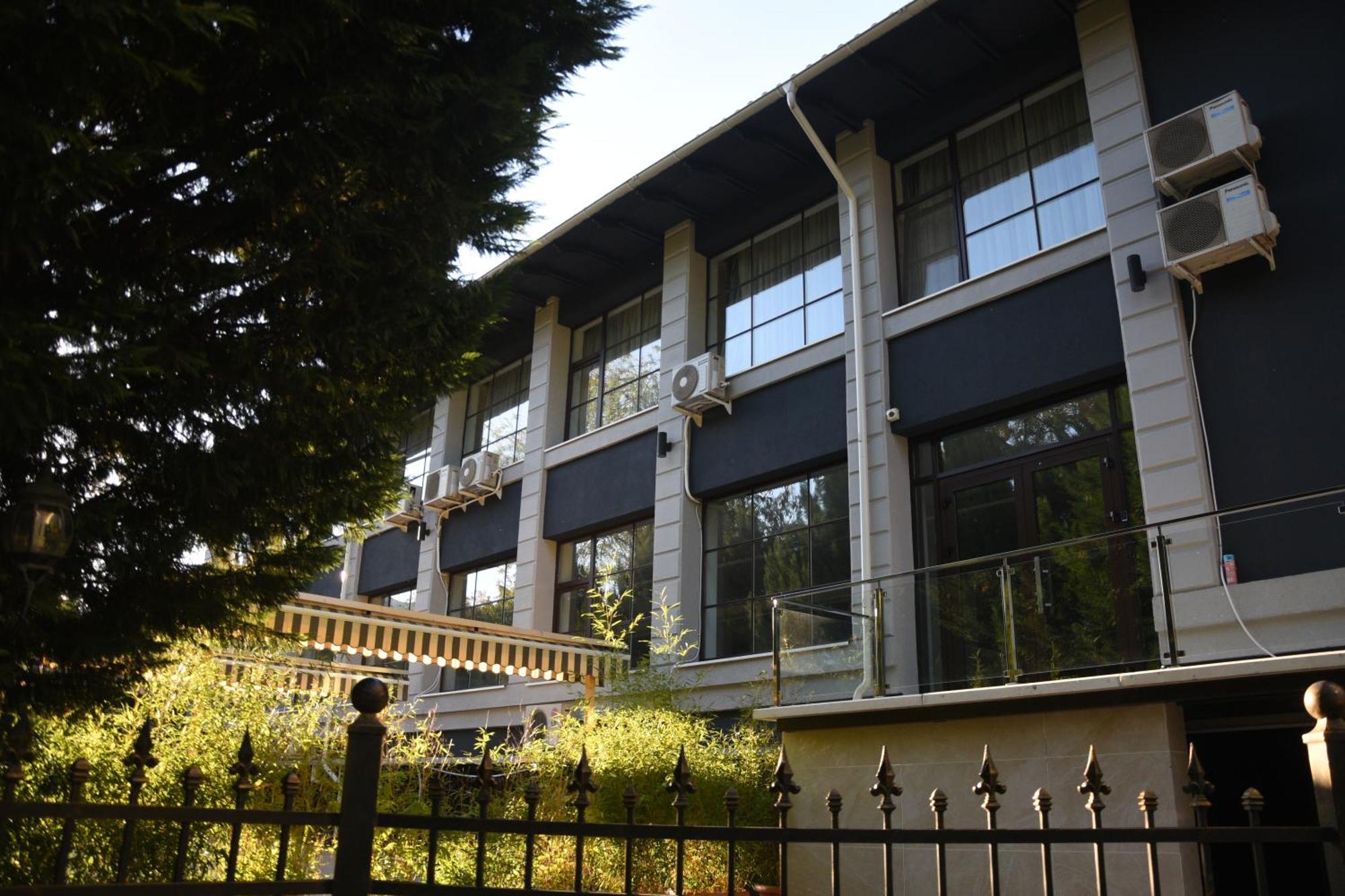 Hotel Royal Florence Chisináu Exterior foto